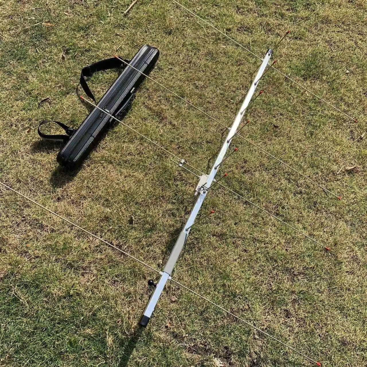 U7V4 Handheld Foldable Dual-Band Yagi Antenna – Portable for Satellite & ISS, SSTV Reception, UHF 430-440 / VHF 143-148M