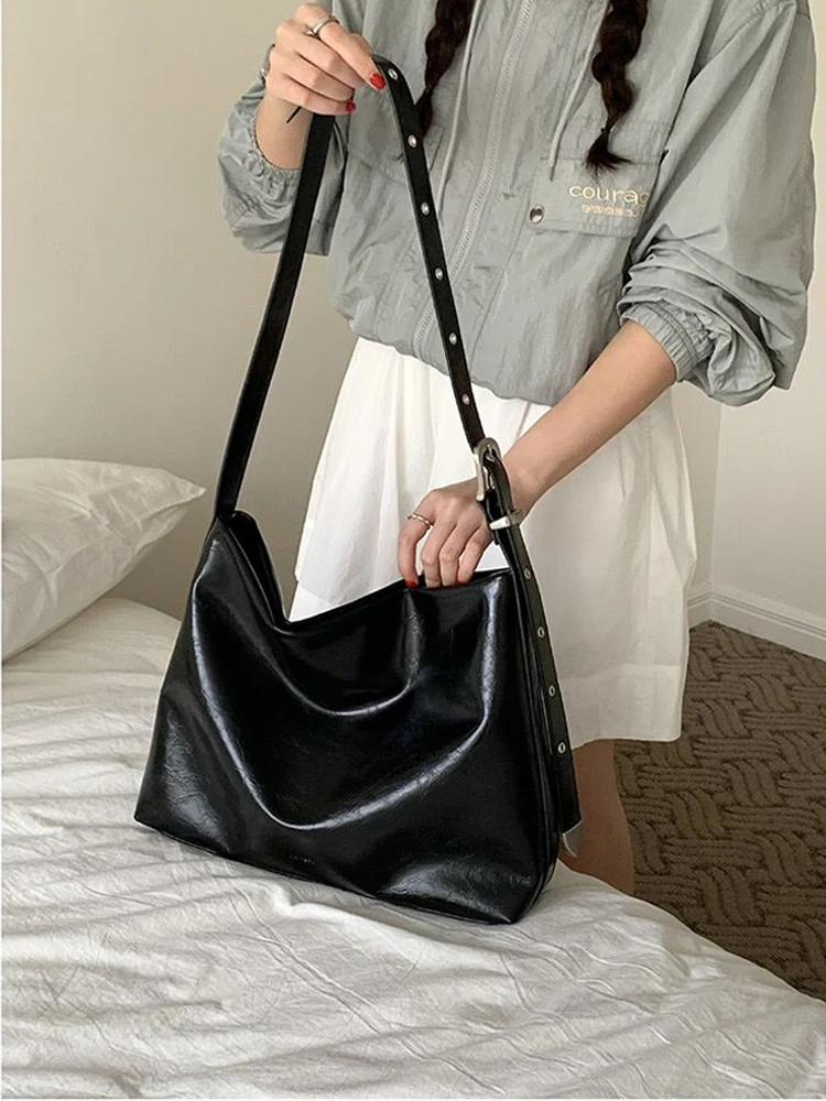 Trendy Large Capaci Women's Bag Li Cha 2023 Korean Sle Casual Oil Wax Leather Single Shoulder Tote Fashion Crossbody Bag