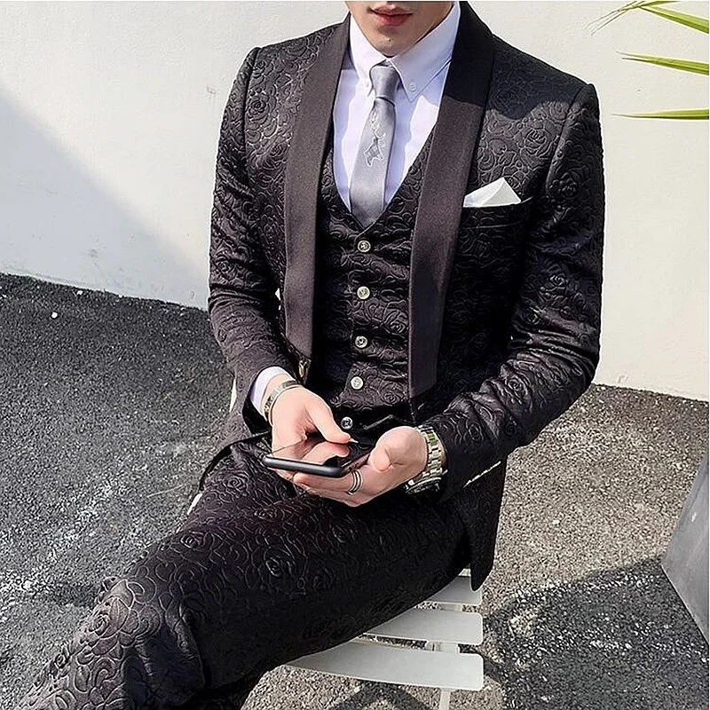 Luxury Blue Suits For Men Black Red White Rose Print Wedding Suits For Men Tuxedo Smoking Homme Mariage Costume 3 Piece Homme