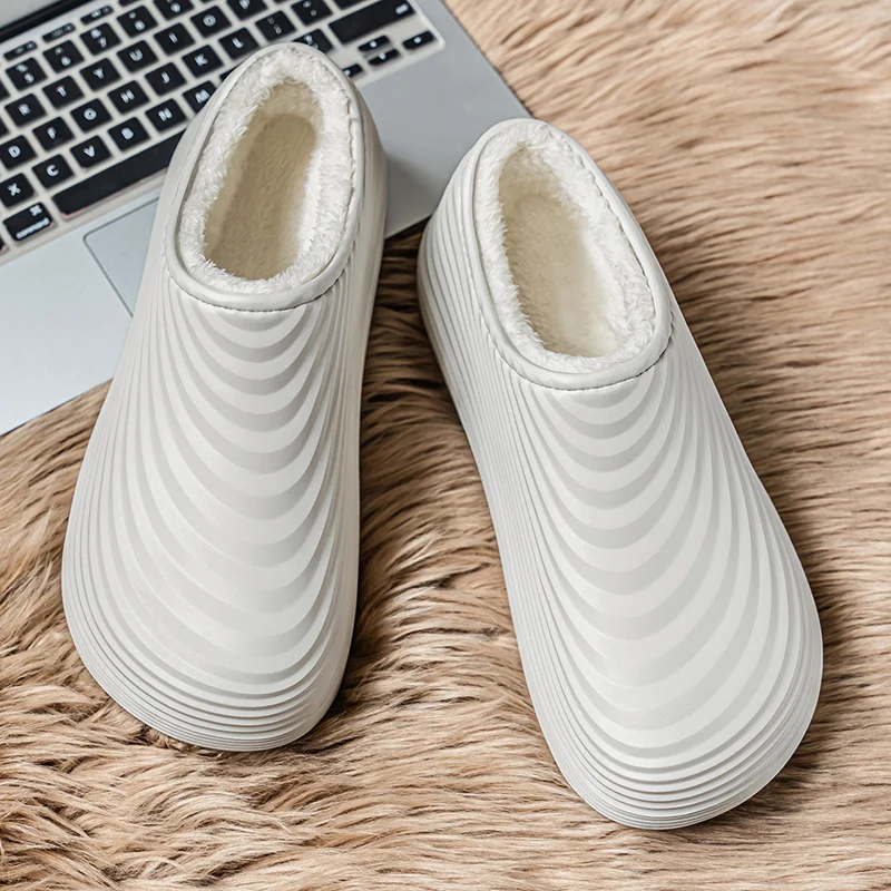 2025 Pantofole in cotone di nuova moda da uomo Scarpe invernali calde in cotone per la casa Scarpe da giardino impermeabili Slip per interni su scarpe concise