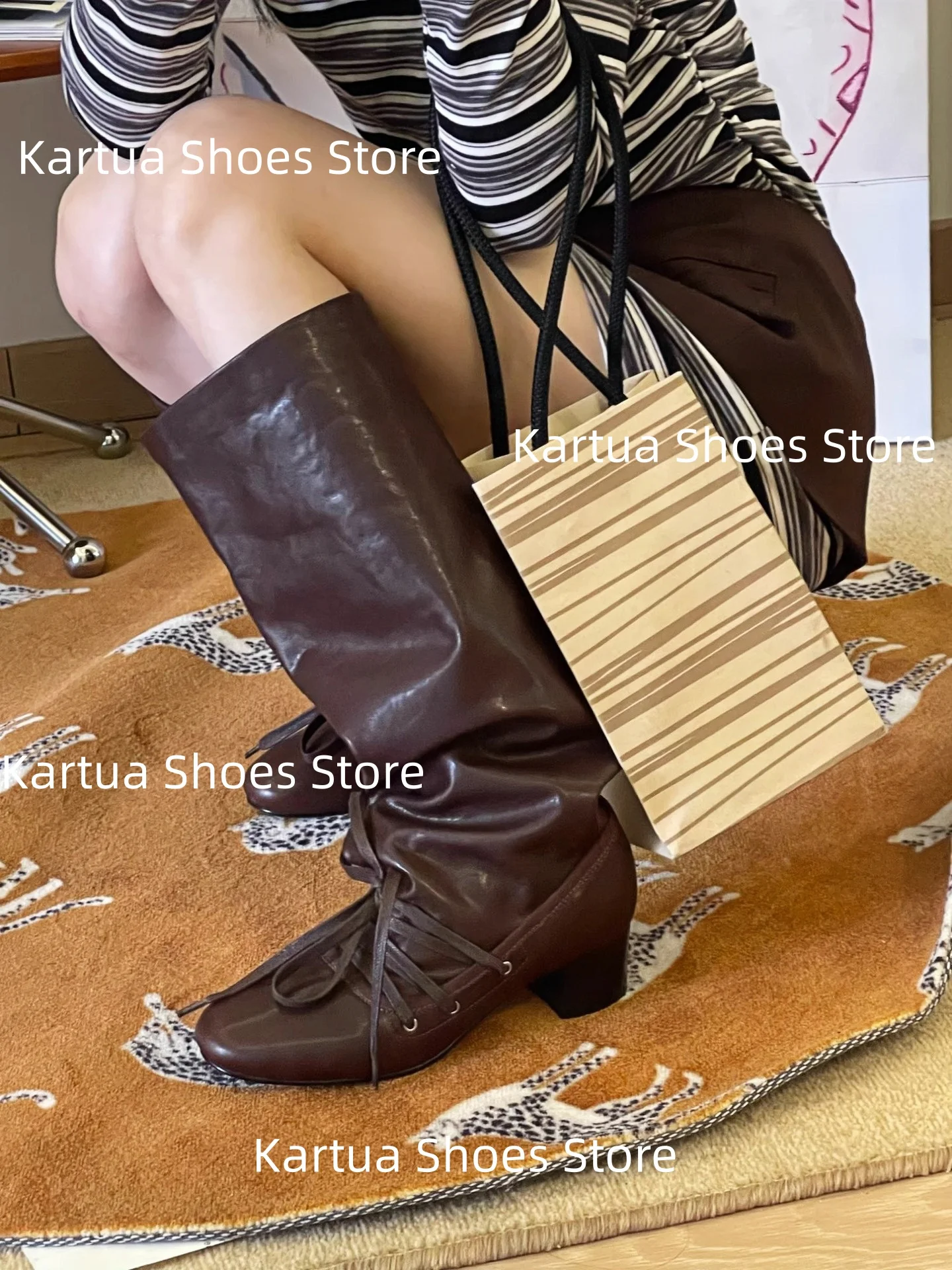 

Women's Brown Leather Knee High Boots Lace Up Detail Block Heel Design Boot Elegance Edginess Casual Ladies Autumn Dress Botas