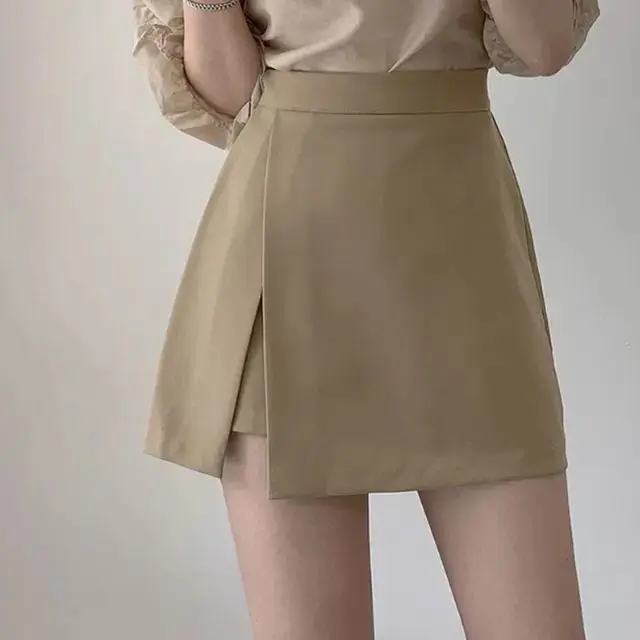 

Khaki a-word women's spring and autumn new high-waisted short design sense niche split hip trouser skirt