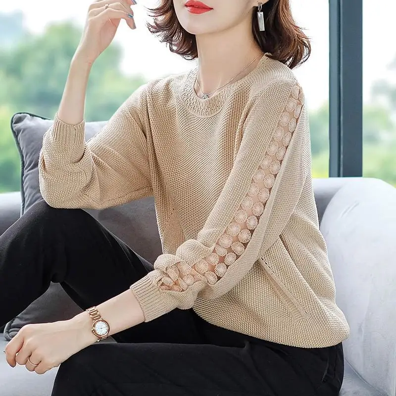 

Autumn New Stitching Lace Base Knitted Sweater Women Flowers Hollow Loose Round Neck Solid Color Casual Jumpers Female Tops