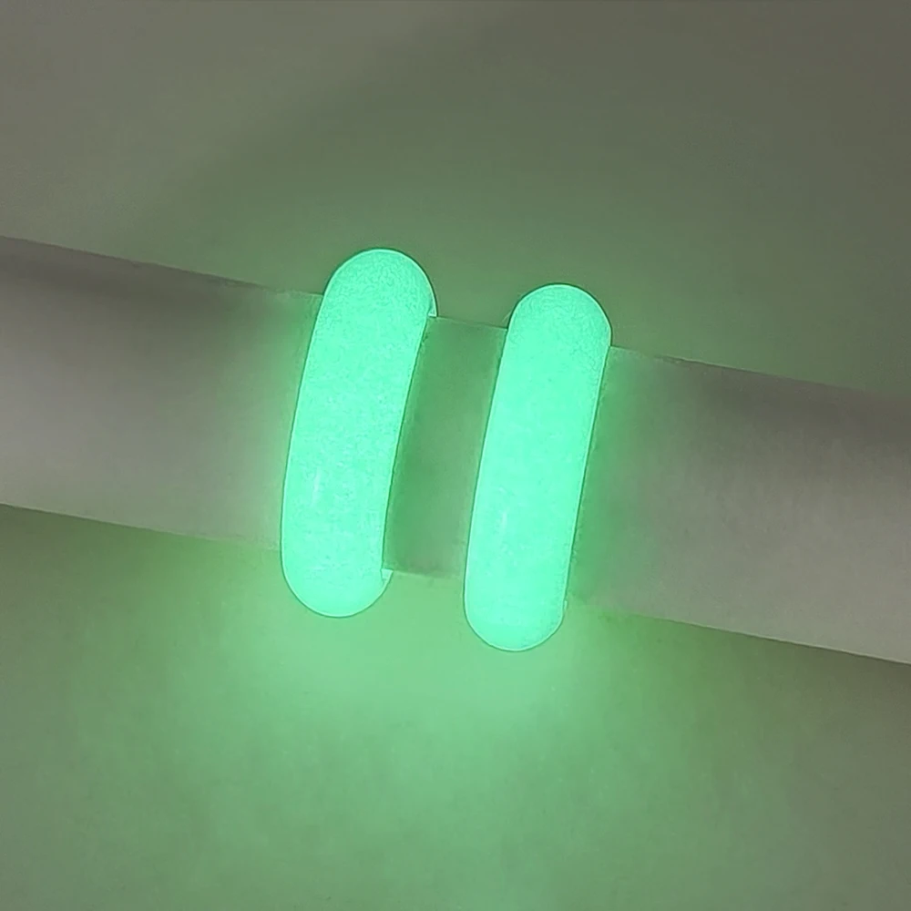 Couple's Set of 2 Glowing Nightstone Rings Cool Luminous Wedding Bands for Valentine's Day Halloween Glowing Finger Ring Jewelry