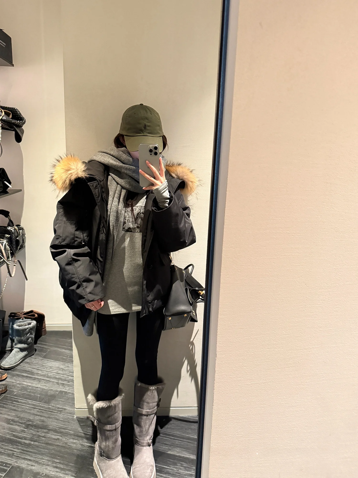 

Женская утепленная зимняя парка с меховым воротником, многокарманная, с прочным пуховым наполнителем, повседневная рабочая одежда, верхняя одежда