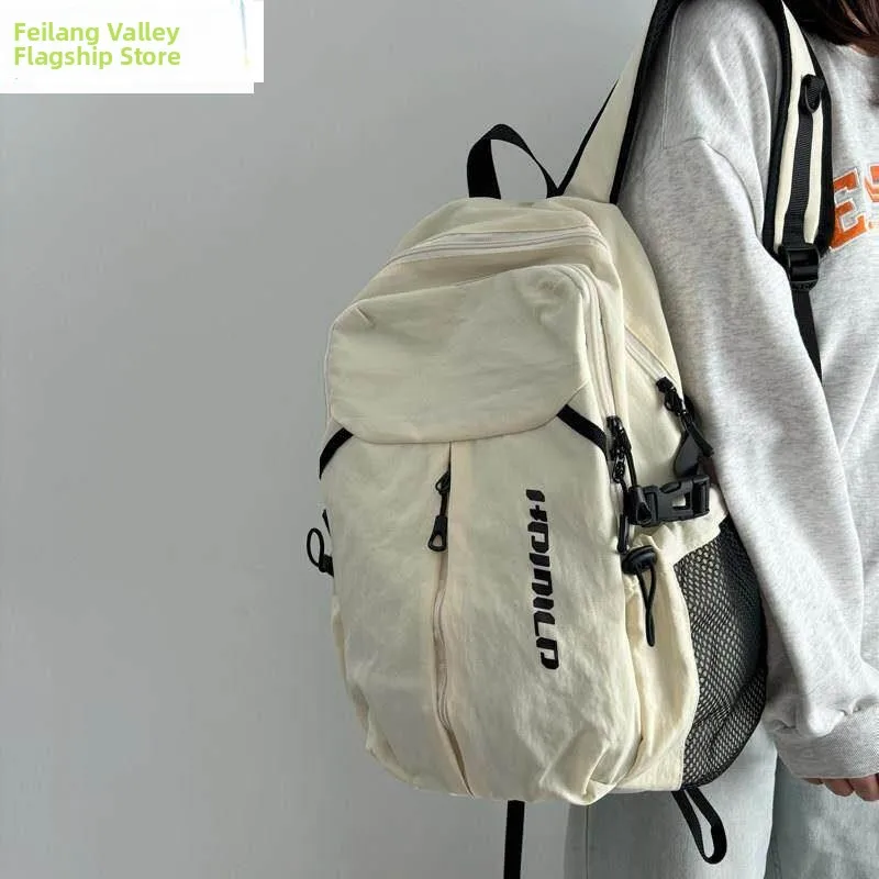 large-capacity-lightweight-travel-backpack-unisex-school-bag-shoulder-reduction-design-suitable-for-men-and-women