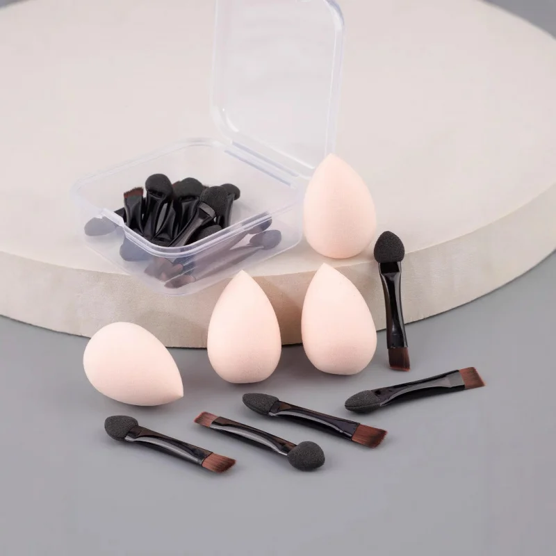 Dual-use Makeup Brush Concealer Short Sponge Eyeshadow Stick+4Mini Beauty