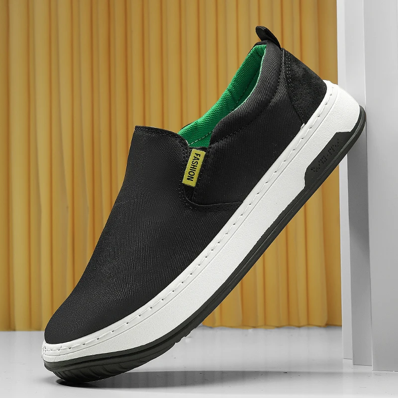 Men's Light Casual Shoes 2023 Fashion Summer New Shallow Low Top Sneakers for Men Outdoor Male Canvas Slip on Walking Shoes