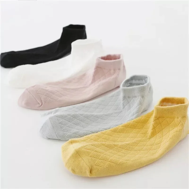 الربيع والصيف القطن رقيقة شبكة المرأة السفينة الجوارب لون نقي كاندي الجوارب، تنفس ورائحة واقية الجوارب
