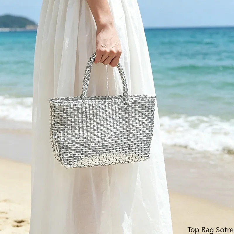 

Women's Minimalist Shoulder Tote Bag Metal Top Handle Large Capacity Summer Beach Vacation Tote