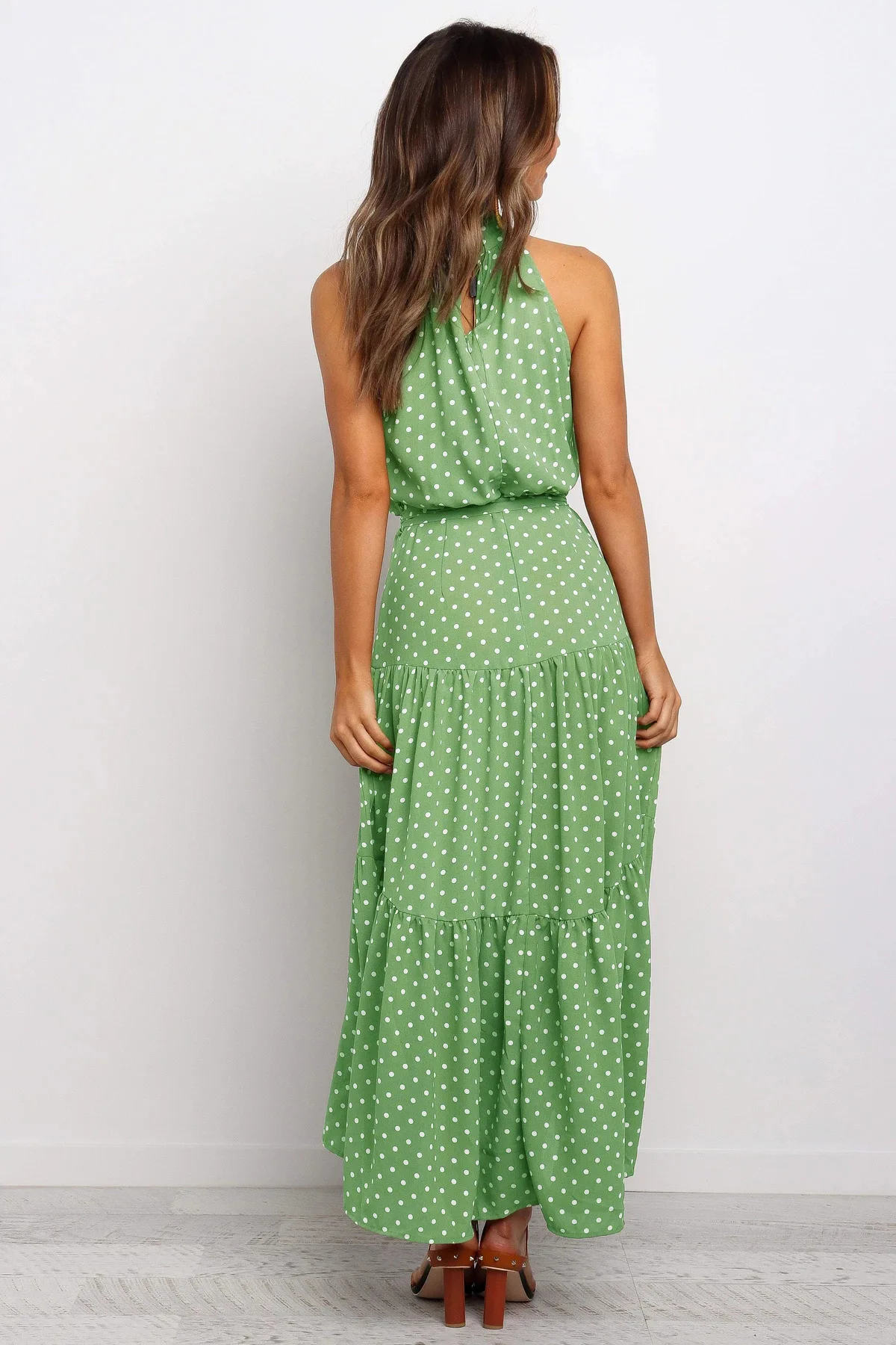 Women's Halter Neck Maxi Dress - Floral Print Boho Chic Smocked Waist Summer Beach Dress for Vacation Casual Wear