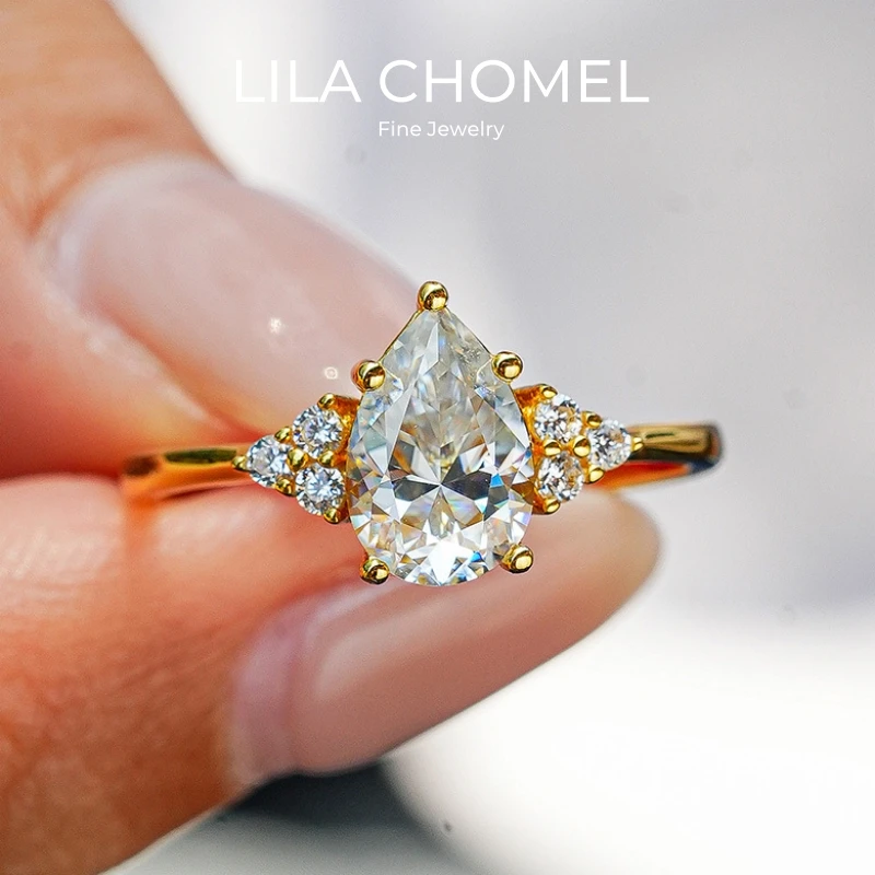

Women Engagement 18K Gold Wedding Band 1.5CT VVS D Color Pear Moissanite Diamond Girl Valentines Day Rings Family Christmas Gift