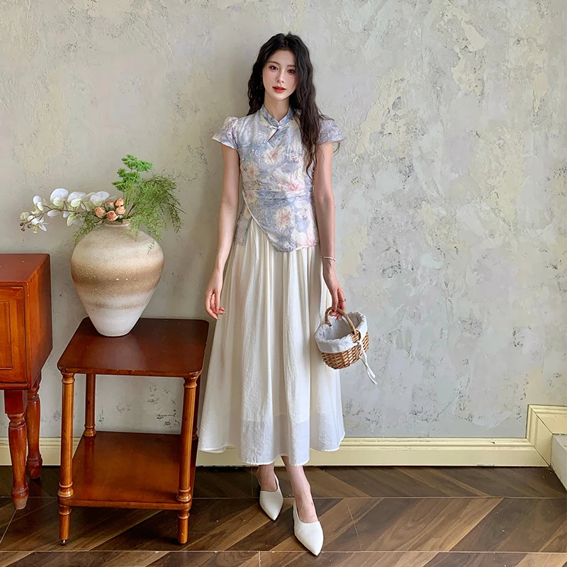 

Women's Modern Cheongsam Dress 2025 Luxury Qipao with Embroidery Slim Fit Fitted Waist Gen Z Style Artisan New Arrival