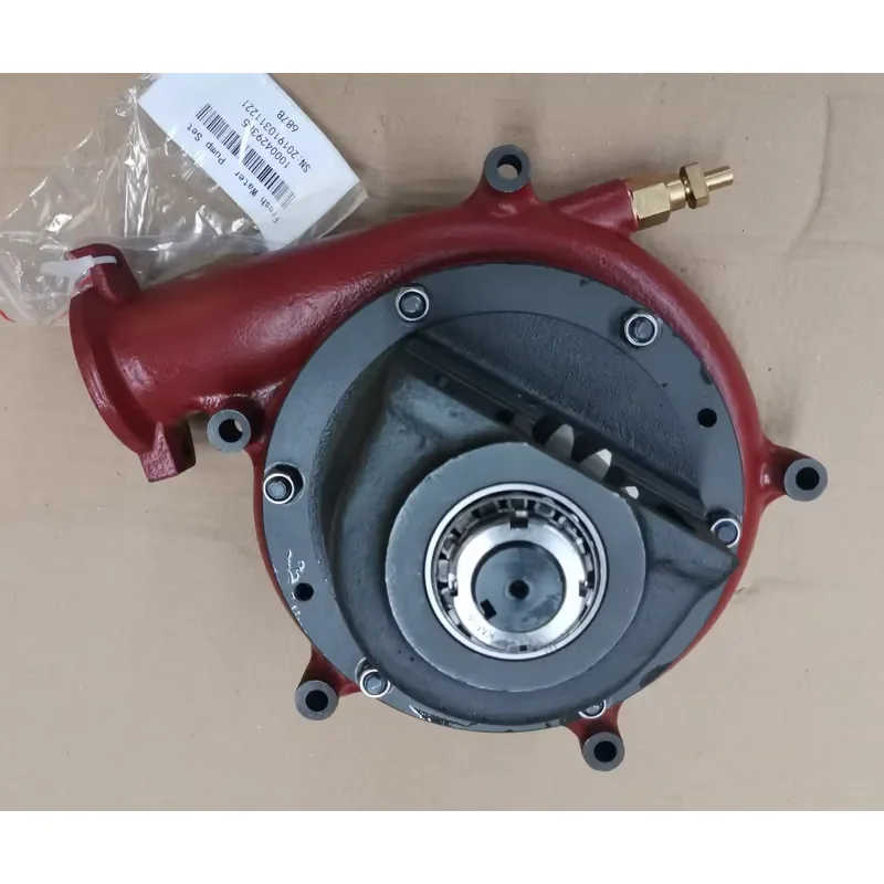 High Quality Fresh Water Pump 1000429385 15531181T Marine Engine Spare Parts for 6M26C 12M26C 6M26.2C 12M26.26M33C 12M33C