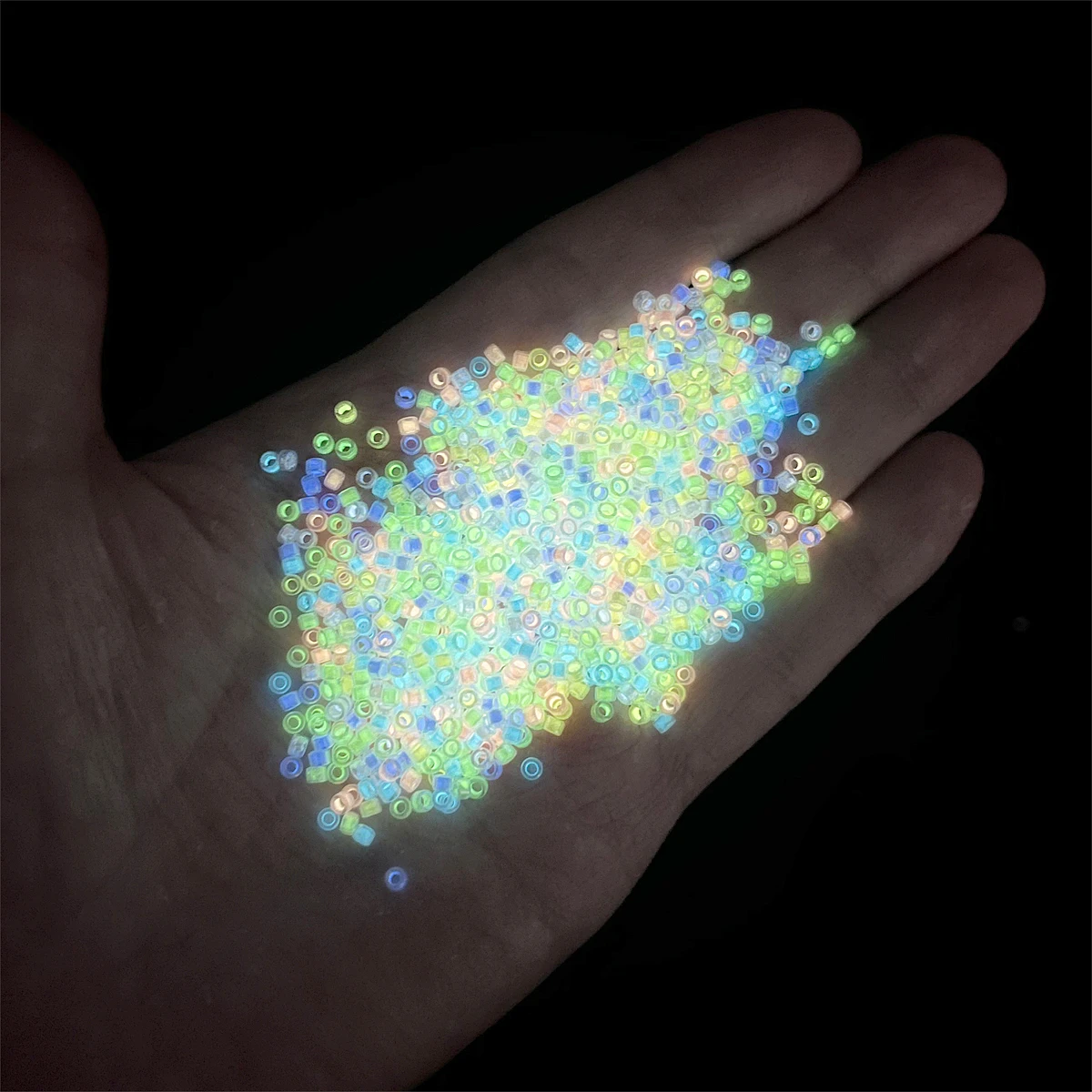 ลูกปัดแก้วส่องสว่างคุณภาพสูง 2.5 มม. - เครื่องประดับ DIY ระดับพรีเมียม (สร้อยข้อมือ/สร้อยคอ) อุปกรณ์เสริม 10 กรัม/ถุง≈700pcs Aperture≈1 มม.