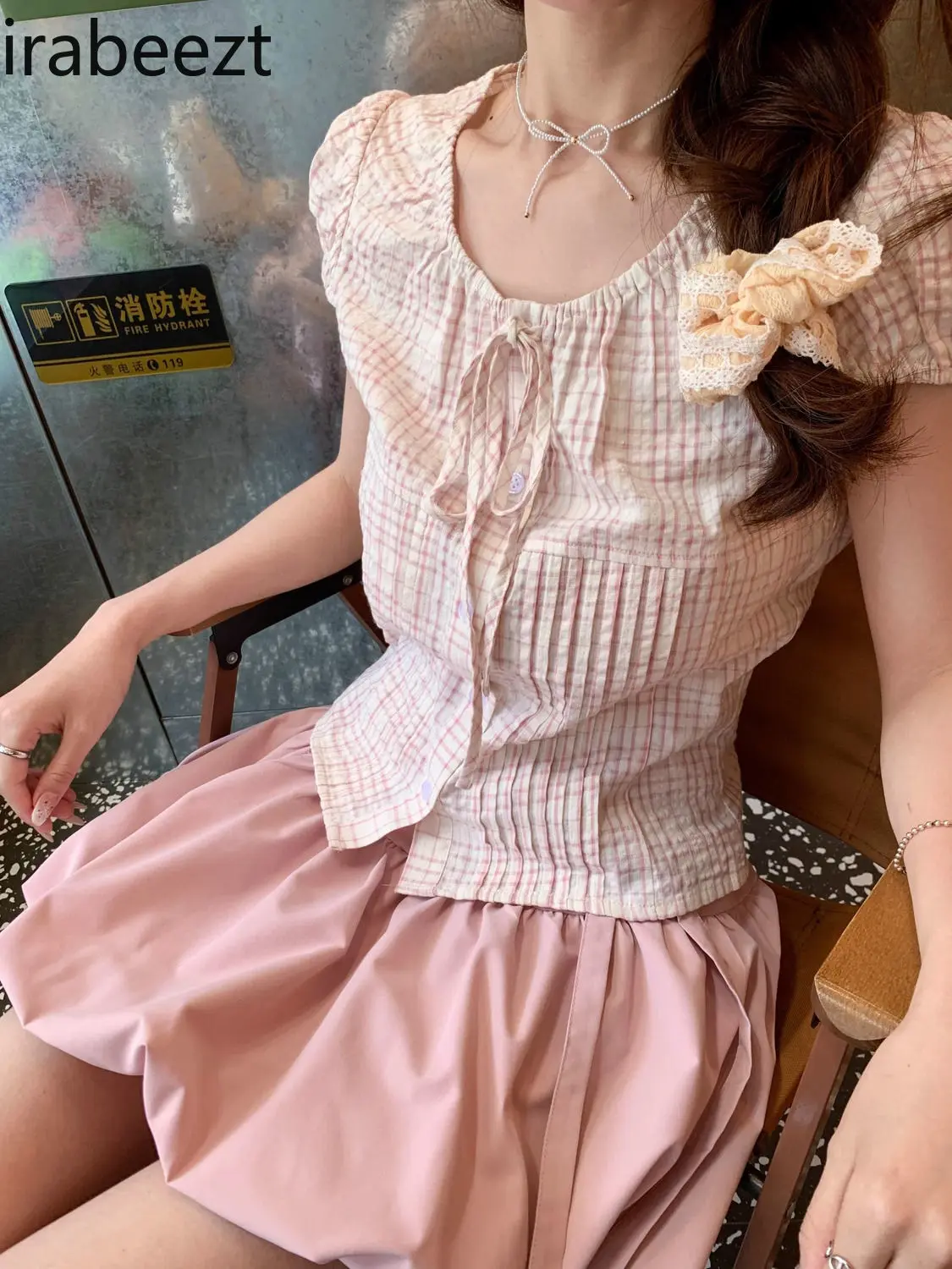 

2025 New Women's Pink Short Sleeve Gingham Shirt Bow Tie Bubble Sleeve Blouse Summer Casual Tops Roupas Femininas