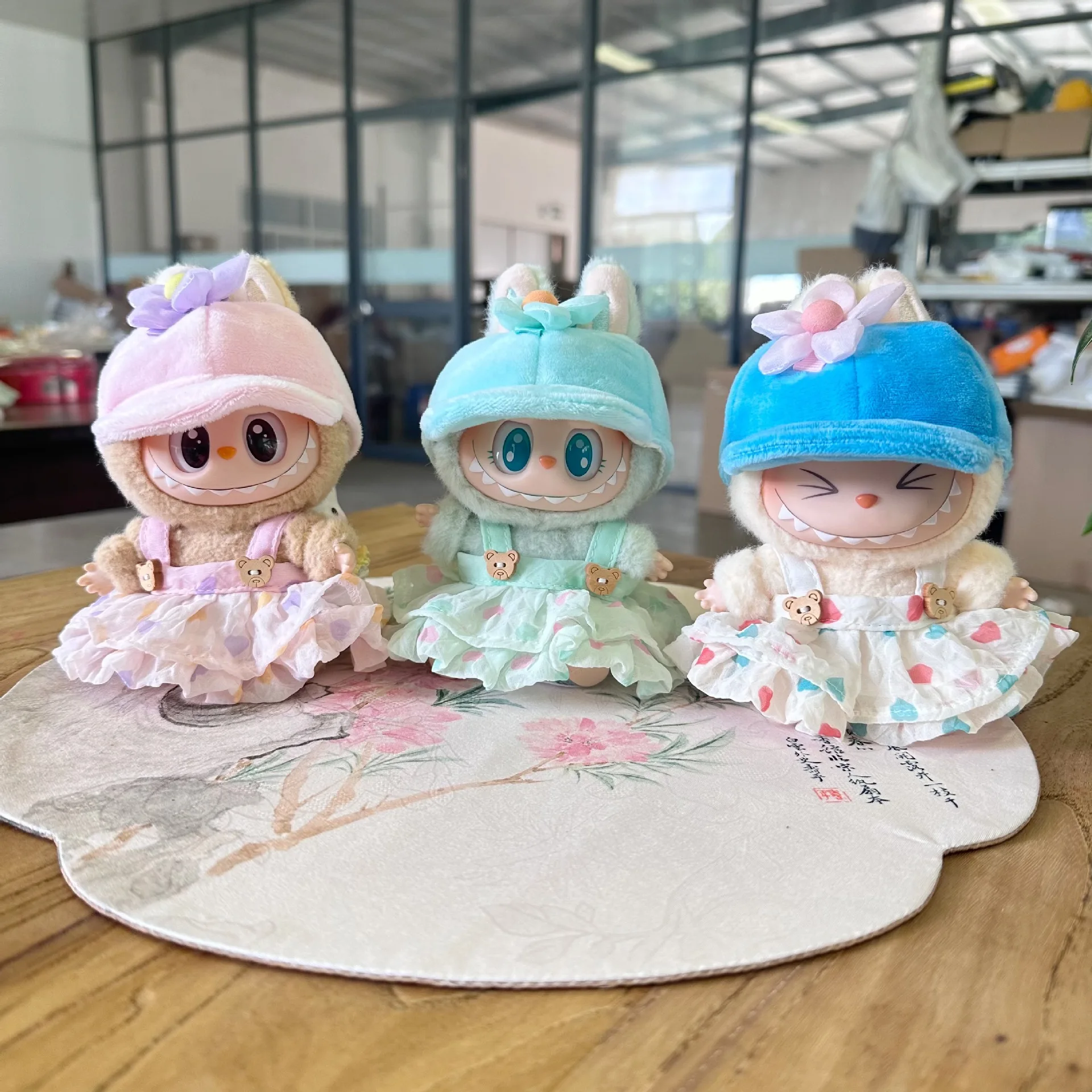 

15/17cm LabubuV1 V2 V3 Doll Mini Plush Doll Cute Baseball cap set Accessories Gift