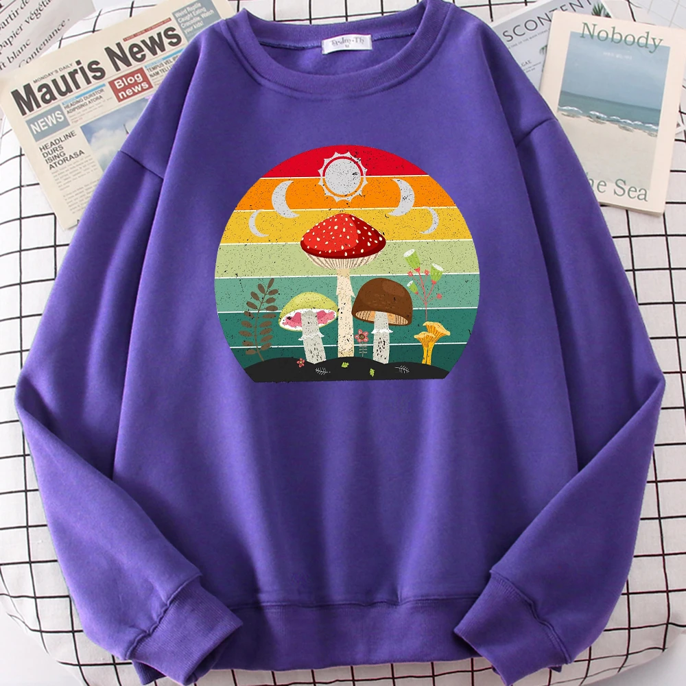 Cottagecore Estetica Fungo Luna Stampa Donna Streetwear O-Collo Y2K Felpa in pile Pullover Casual Autunno Abbigliamento da jogging