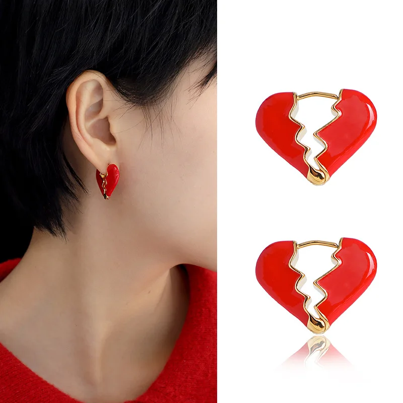 

Classic High-end Feel, Temperament, INS Style Hand-painted Enamel Crack Heart French Glaze, Niche Design Hoop Earrings Statement