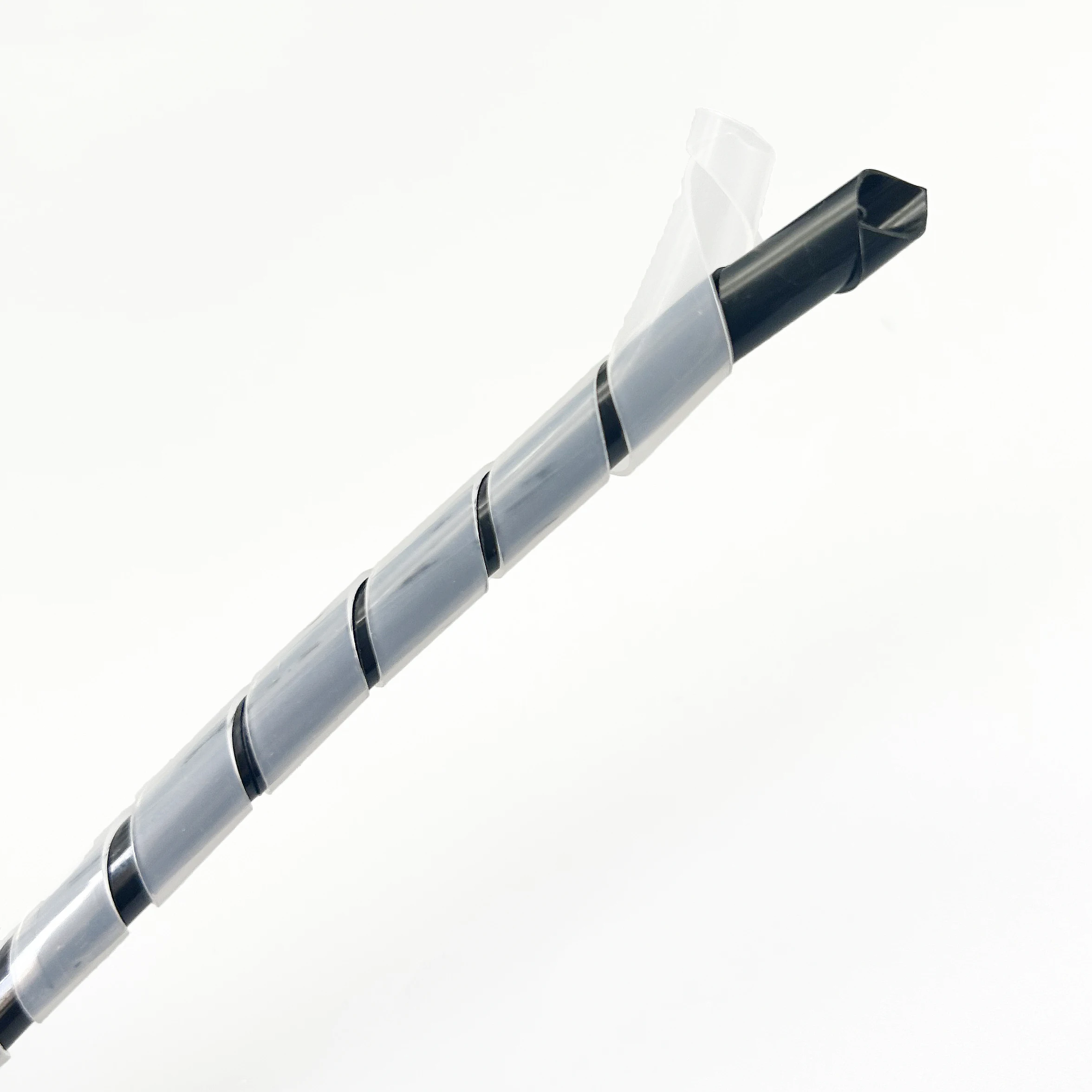 4mm~30mm PE Spiral Tube Wire Protection Sleeve, Anti Biting Winding Sleeve, Wire Wrapping Sleeve, Wire Sorting Black and White