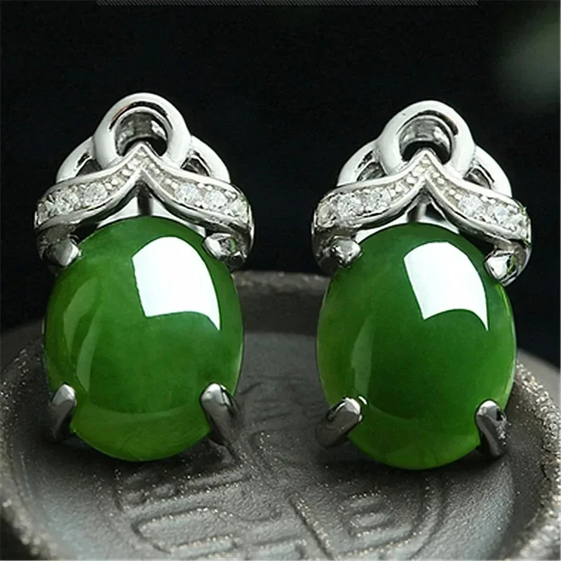 

Natural Green Chalcedony Hand Carved Water Drop Earrings Fashion Boutique Jewelry Men's and Women's Agate Earrings Wholesale