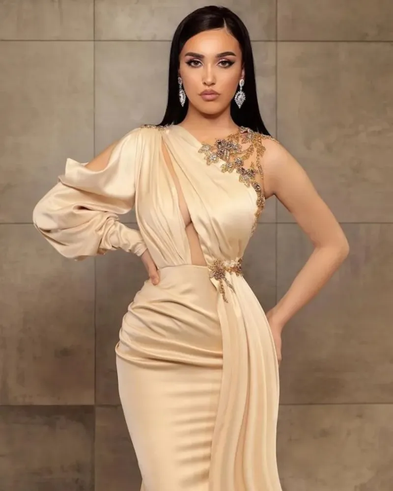 Robe de Soirée Arabe de Couleur Champagne, Tenue Élégante à Plis de Perles, Style Dubaï, ixFormelle