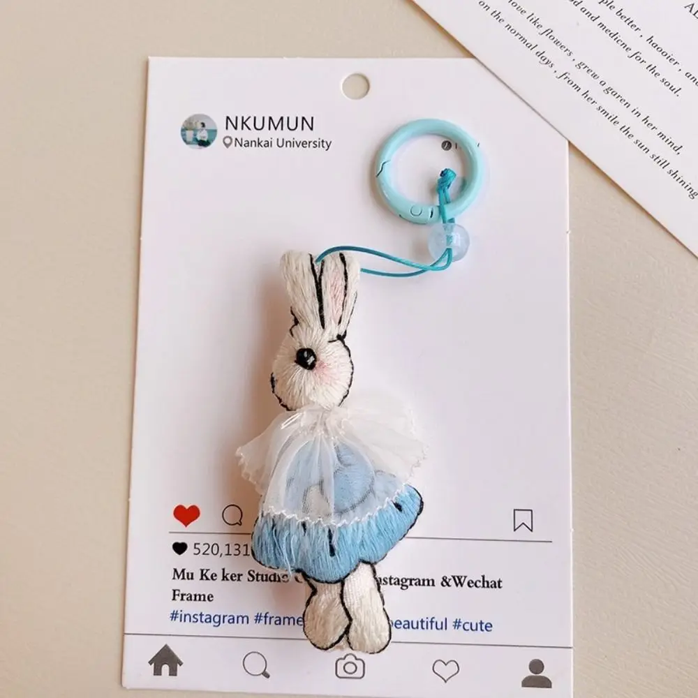 

New Cute Design Car Keychain Kawaii Simple Style Giraffe Pendant Adorable Charming Bag Pendant