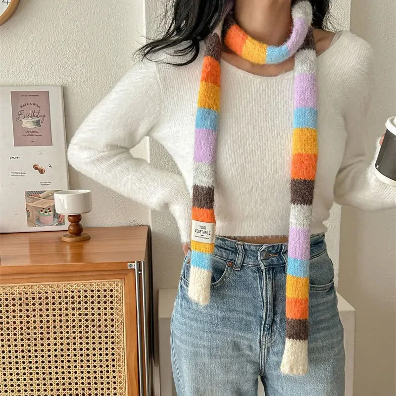 Sciarpa stretta a righe lunghe colorate da donna, leggera, per tutti gli abbinamenti, accessorio di design alla moda, sciarpa decorativa per ragazza calda autunno inverno