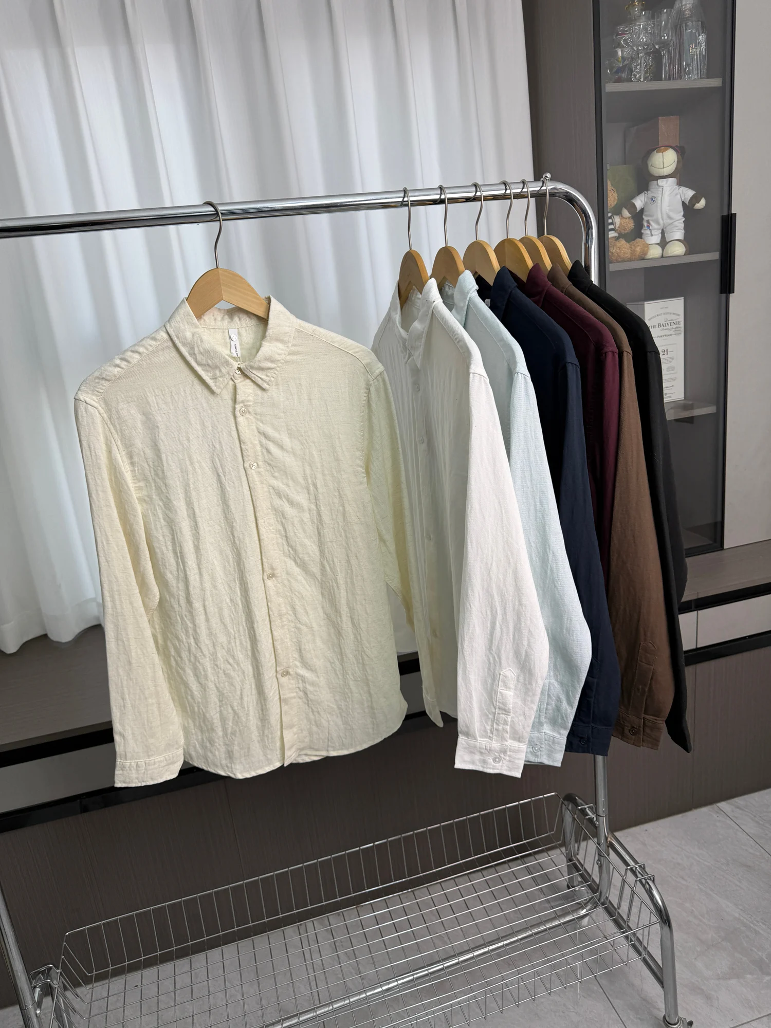 

Linen Mix Casual Shirt Men's Lightweight Loose Fit Breathable Spring Fashion Long Sleeve Button up Pure Color Casual Shirt