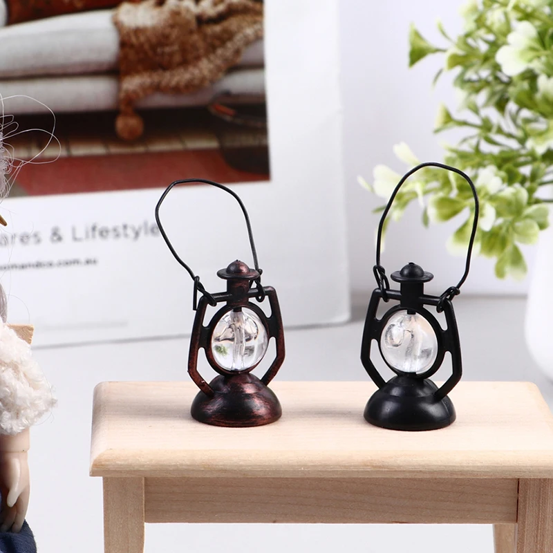 Miniature Oil Lamp Dollhouse Accessories Mini Kerosene Lantern For 1:6 1:12 Scale Doll House Decor Scene Ornaments Pretend Play