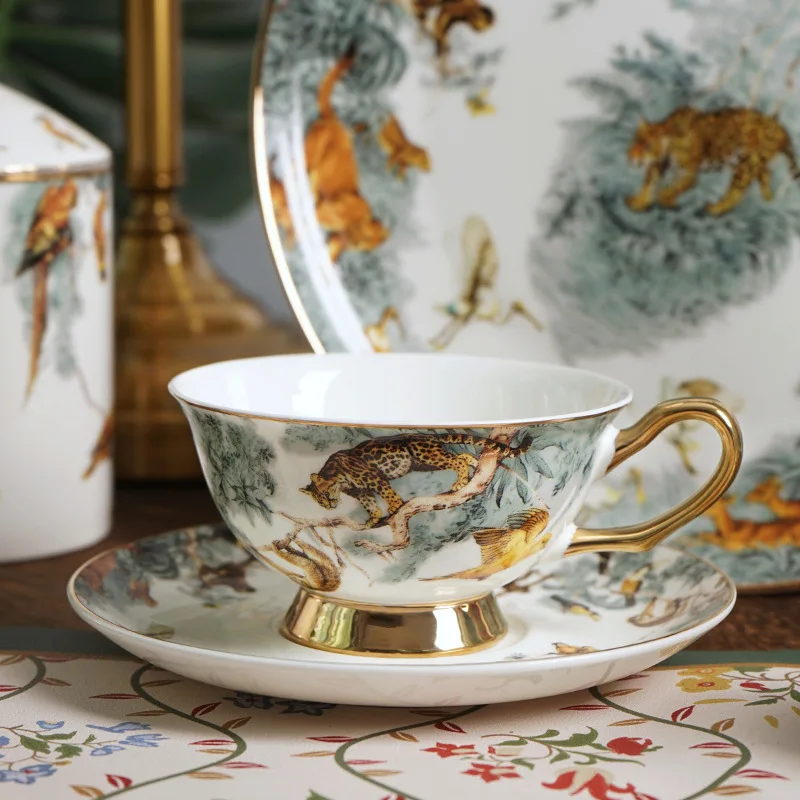 Europese Bone China Plaat Koffiekopje Kleine Schotel Jungle Dier Goud Bone China Mok Plaat Thuis Keuken Servies Decoratieve Plaat