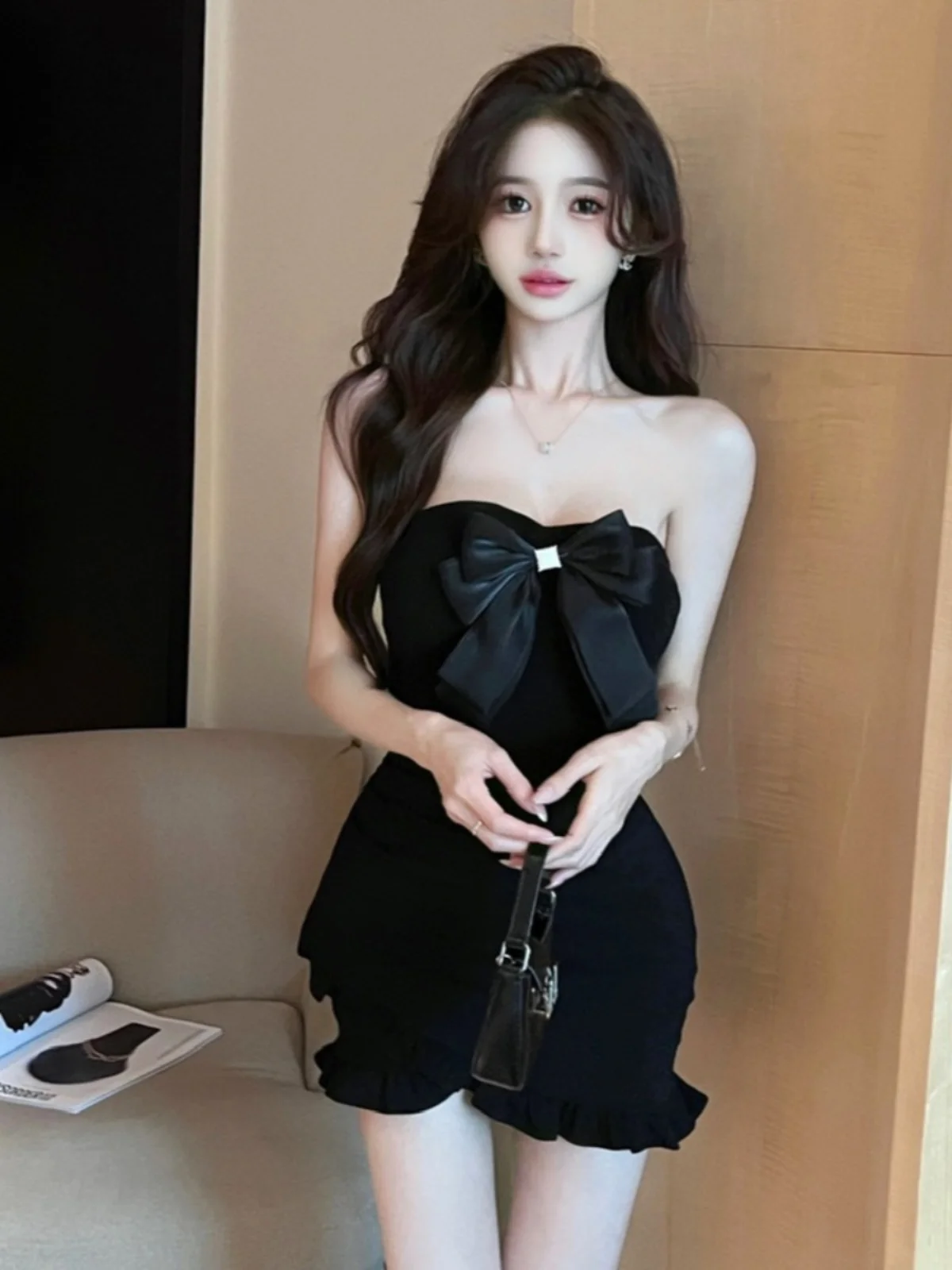 تنورة عصرية من مزيج القطن بعقدة بلون بلو بوستير بحاشية عالية الخصر مخملية ort Svel V-ne Dr