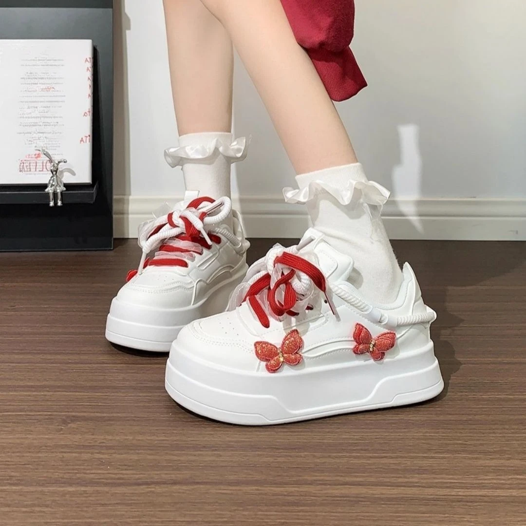 

Butterfly Design White Sneakers for Women Thick Sole Platform Shoes Ins Style Unique Small Batch Design​