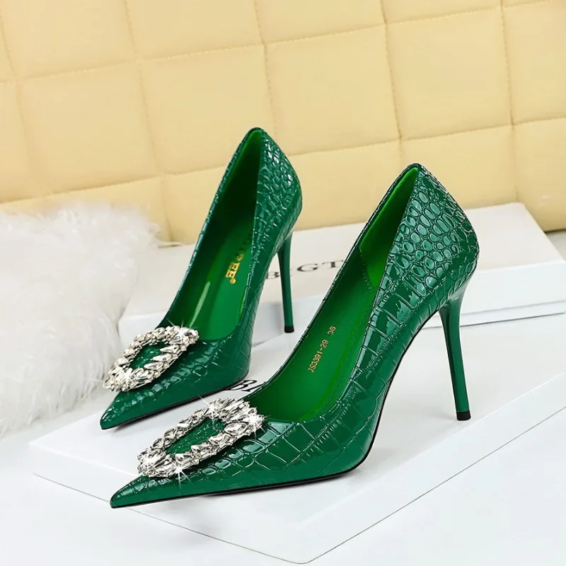 

BIGTREE Spring and Autumn Women Pumps Pointed Toe Wedding Rhinestone Patent Leather 10CM Thin Heels Ethnic Dress Woman Shoes