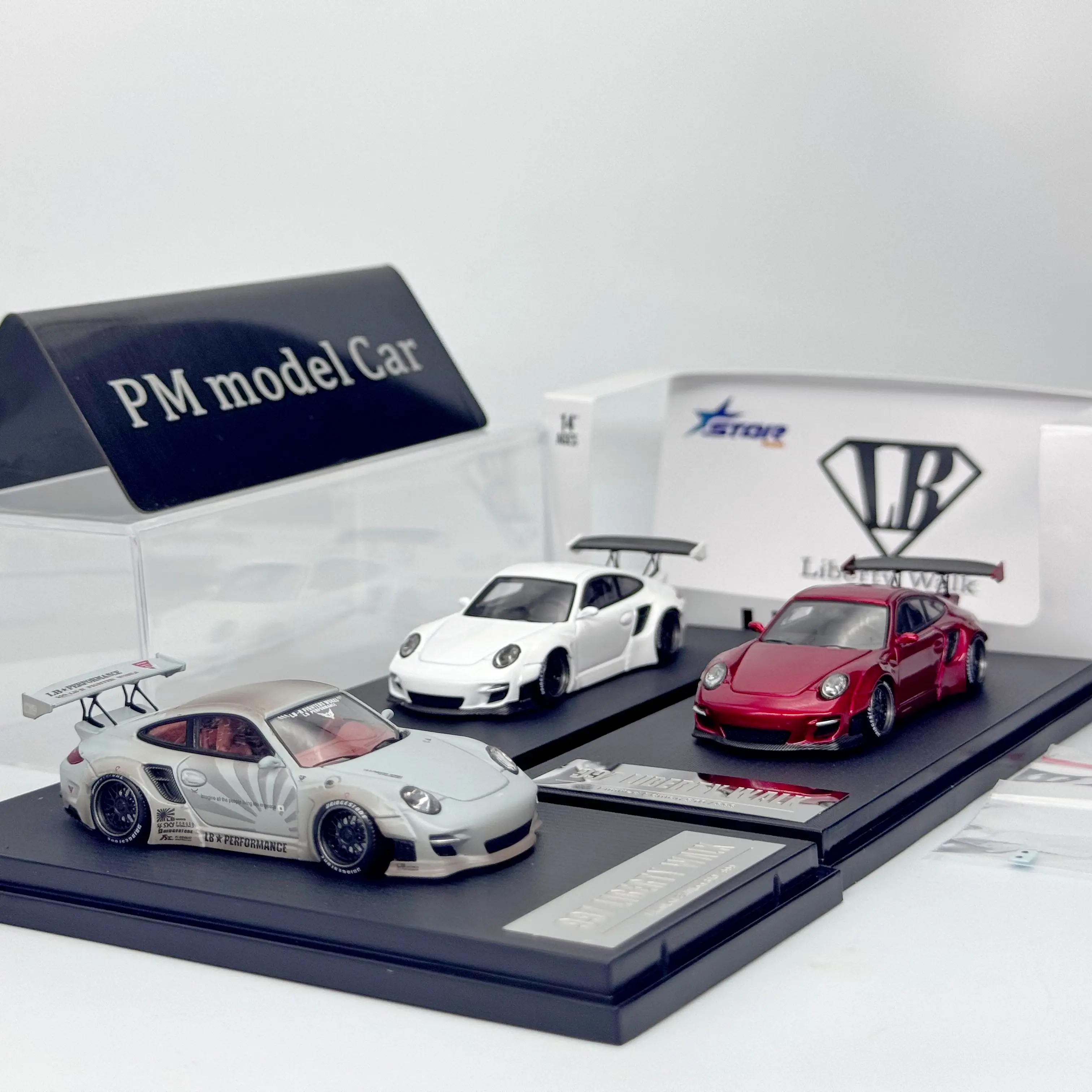 Star Model 1:64 Porsche RWB 997 Wide Body Modified Alloy Diecast Model Car Collectible Gift