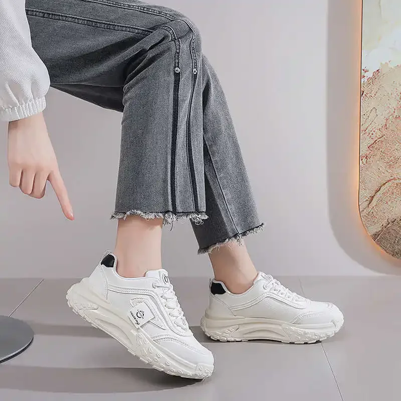 Sepatu musim semi flat Pink sepatu wanita Sneakers murah olahraga Penawaran rendah Resort Tenisky Mobile Hypebeast tipe desainer