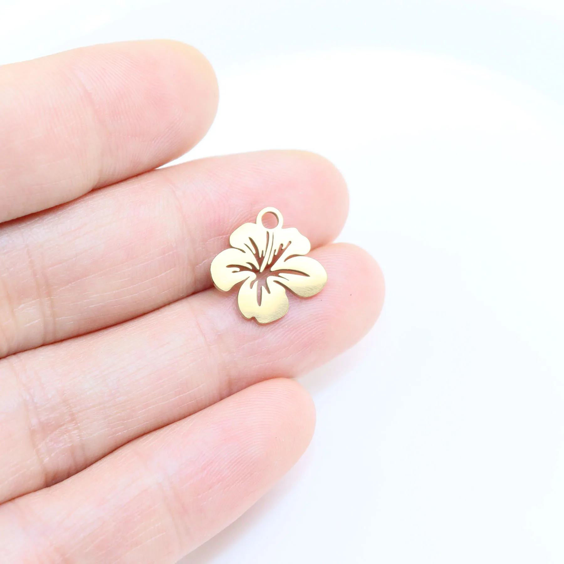 10pcs Stainless Steel Mirro Flower Polished Anti Allergic Girl Charms Pendant DIY Jewelry Necklace Earrings Unfading