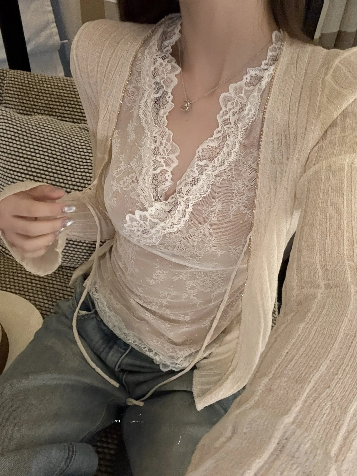 

Романтический кружевной жилет, женский топ с v-образным вырезом и съемной накладкой на грудь, Bla Beans Humming, частная коллекция