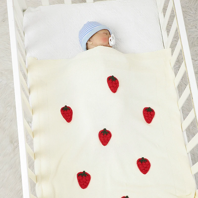 

Baby Blankets Cotton Knitted Infant Girl Boy Bed Quilt 90*70CM Plaid Cute 3D Strawberry Newborn Stroller Swaddle Wrap Super Soft