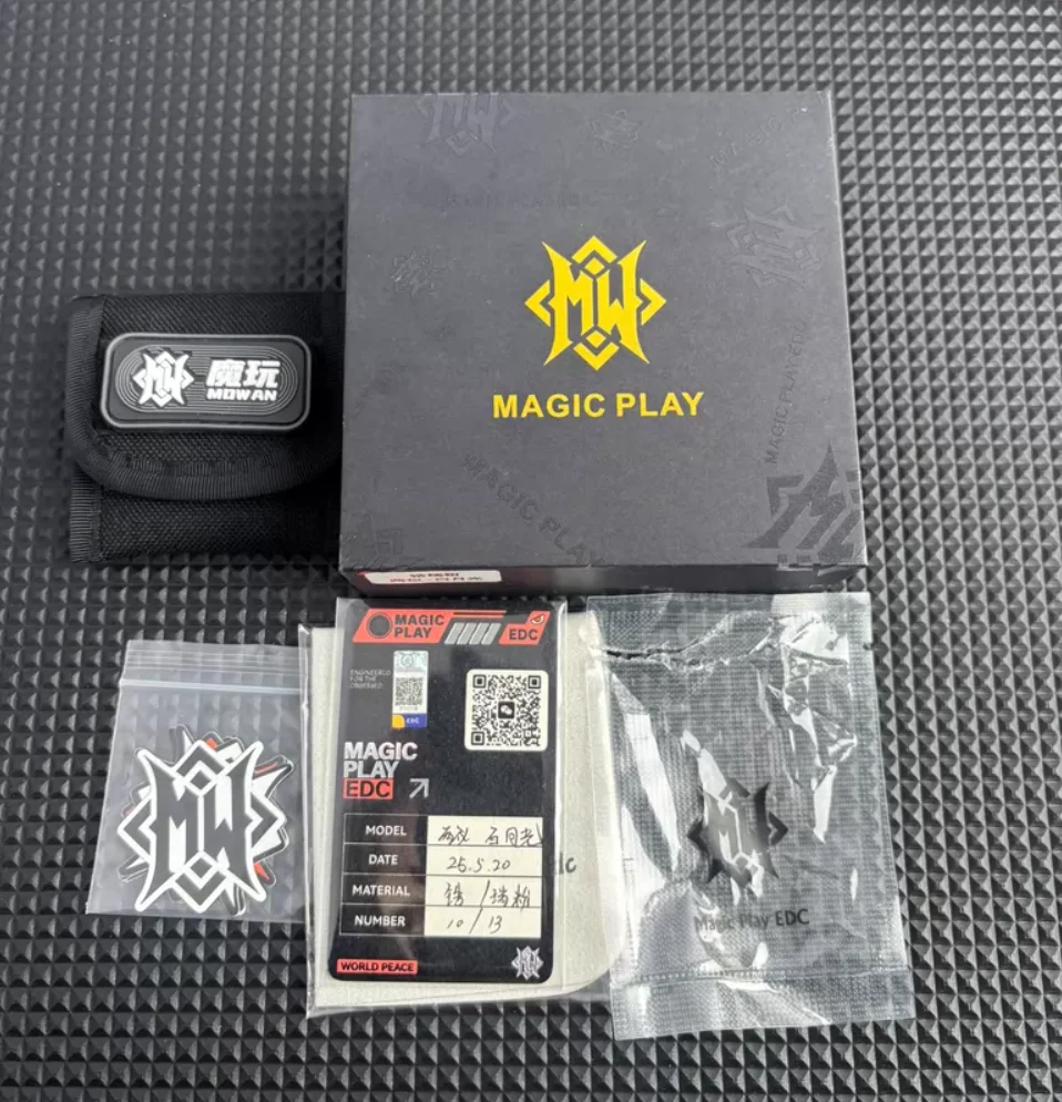 Used EDC Magic Play Two Instruments spinner Fingertip gyroscope Decompression toys