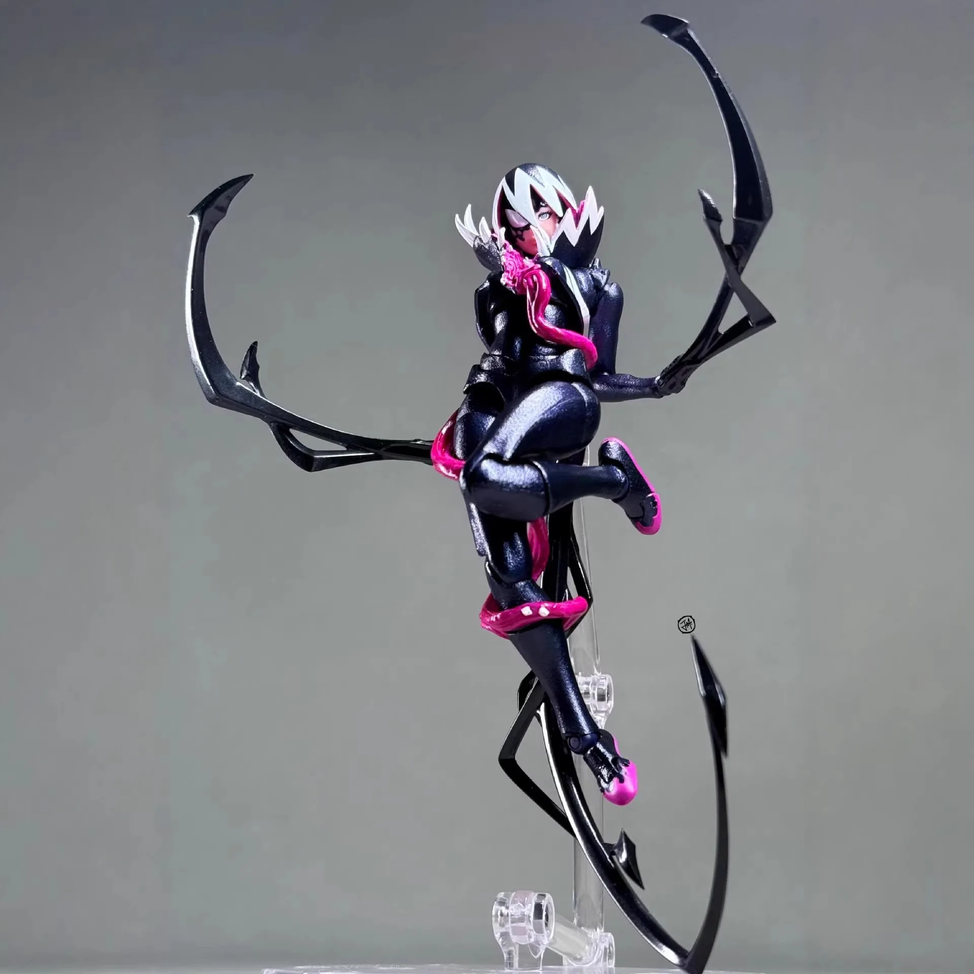 

New Venom Gwen Action Figure Amazing Yamaguchi Revoltech Figurine Statue Collection Decoration Model Toys Christmas Gift