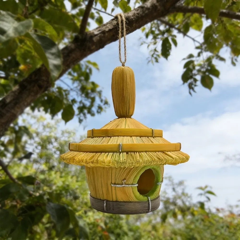 Fake Hand-Woven Simulated Thatched Bird Nest House Shape Bird Accessories Hanging Hummingbird House Hangable Resin Bird House