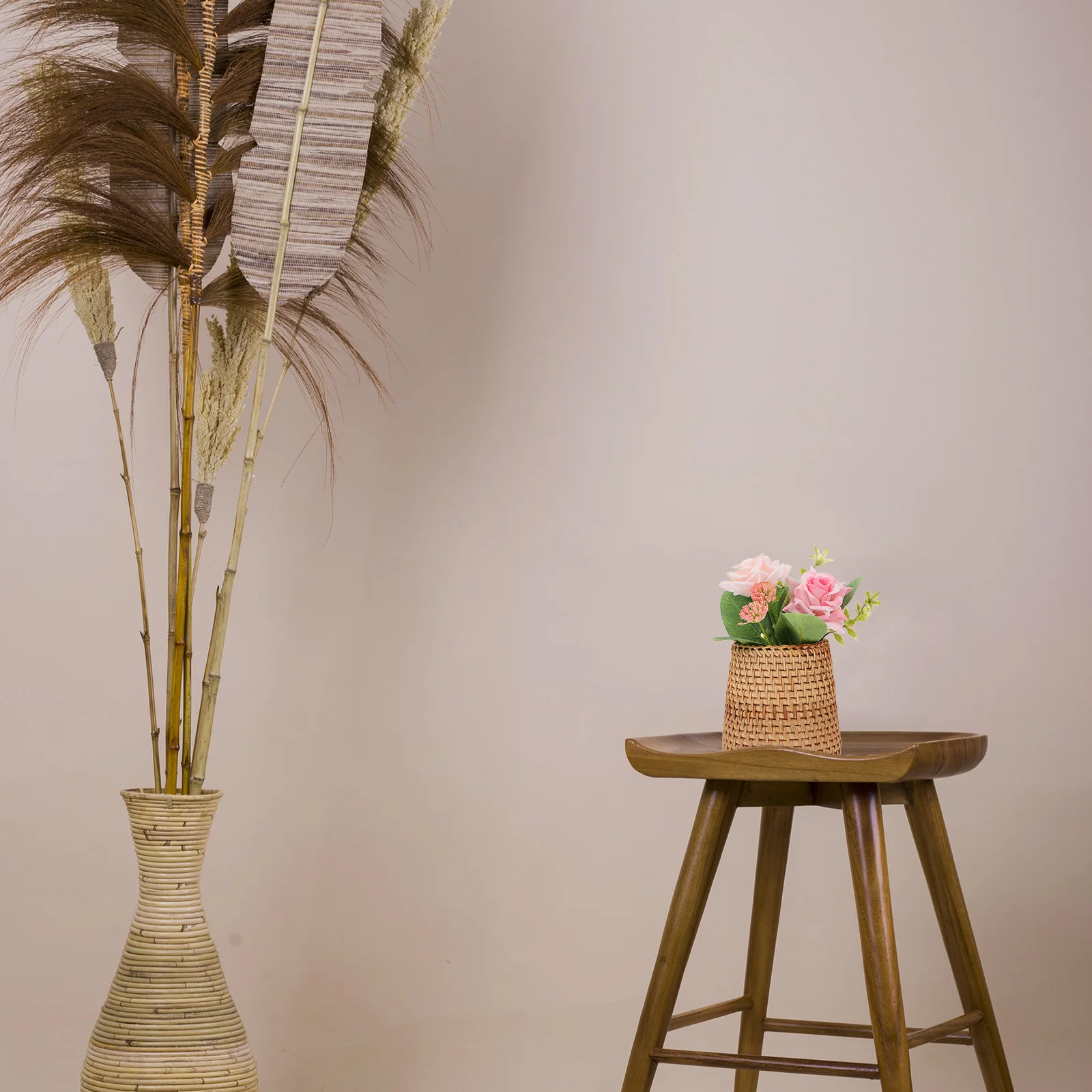 

1Pcs Wood Woven Pen Holder Basket Stylish Desktop Storage Basket for Sundries Stationery Makeup Compact Organizer Home Decor