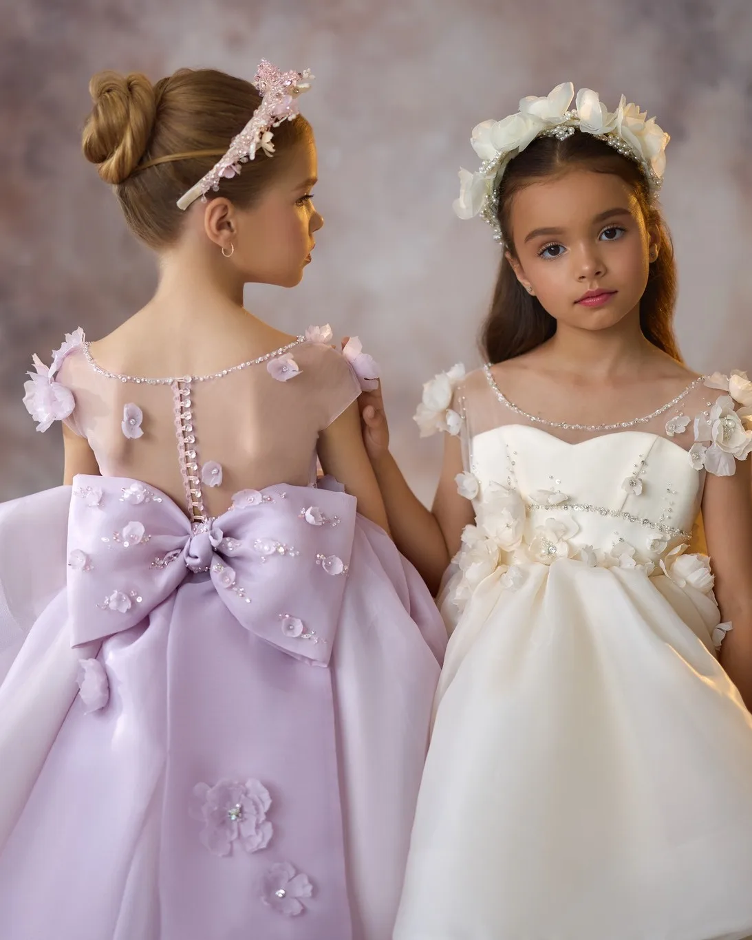 Lilac เจ้าหญิงดอกไม้สาวชุดดอกไม้เด็กผู้หญิงวันเกิด Party Gowns ที่กําหนดเอง Appliqued เด็ก First Communion Dresses