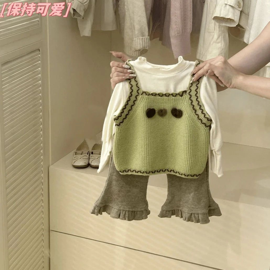 Girls Spring and Autumn Set 2025 New Baby Girl Primer, Wool Vest, Casual Pants Three-piece Set
