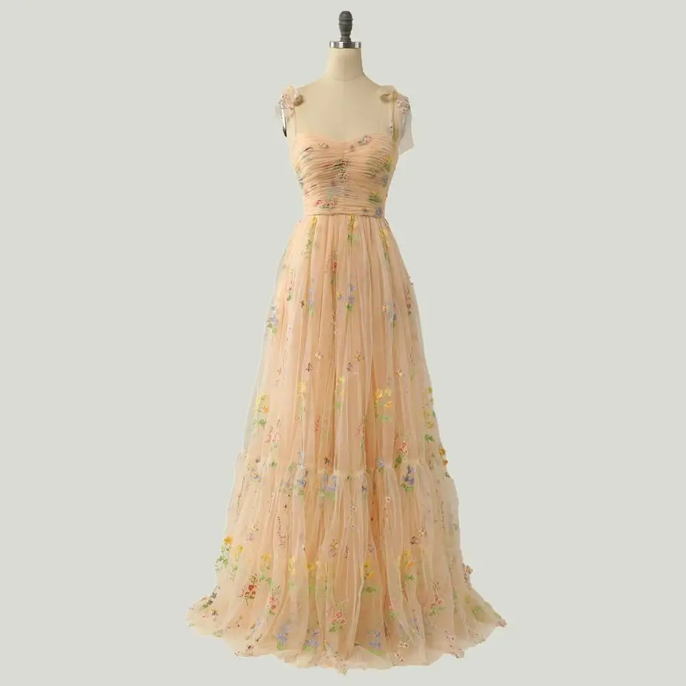 Hot Sell Elegant Embroidered Floral Dress Spaghetti Strap Sleeveless Sweet Evening Dress Wedding Bridesmaid Prom Gown