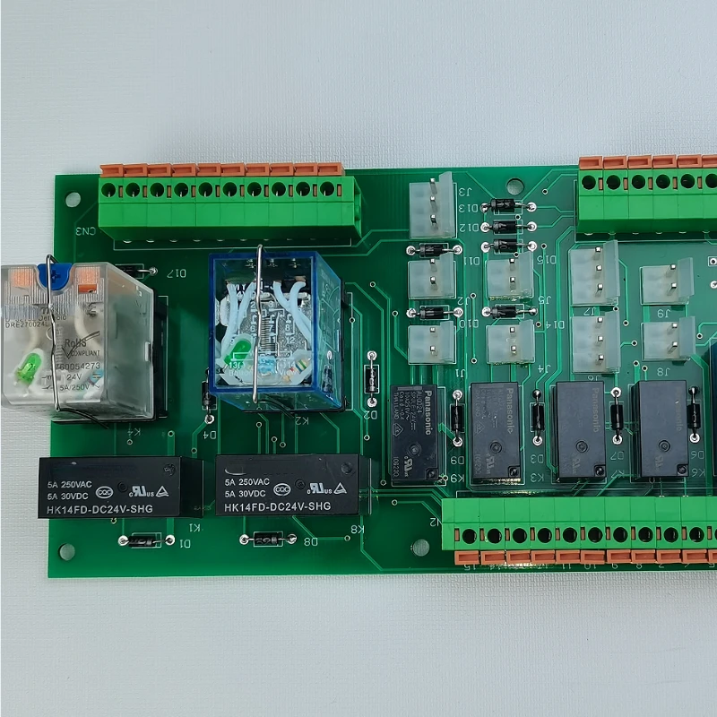 

Old At28 Relay Board AT28-PC2 Manipulator Accessories