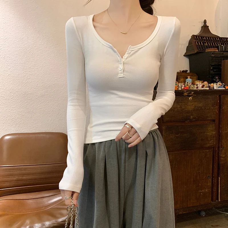 AOSSVIAO 2026 Herbst Damen T-Shirt Stilvolles Langarm-Shirt in Unifarbe mit O-Ausschnitt, schmal geschnittenes Basic-Top, vielseitiges Layering-Oberteil. – Detail 11
