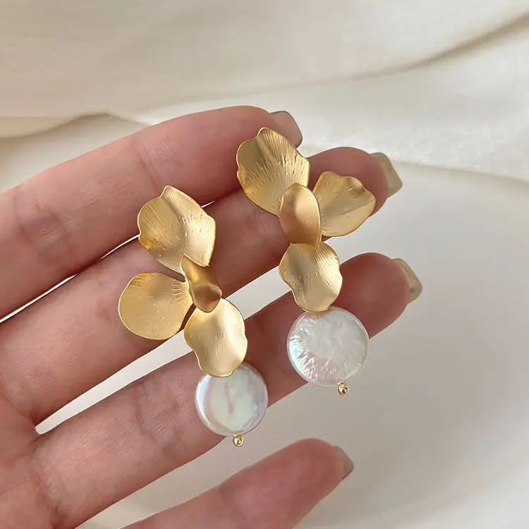 New 925 Sterling Silver Drop Earrings Golden Flower Petal Pearl Elegant For Women Girl Gift Jewelry Dropshipping Wholesale