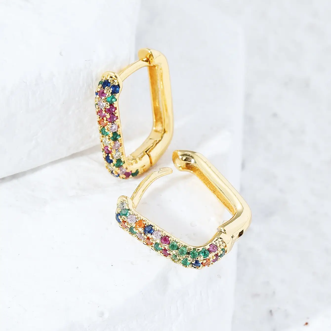 Unilateral Colored Diamond Inlaid Square Ear Buckles Real Gold Plated Non-allergic Hook Earrings